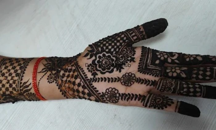Purvi Mehendi Designs